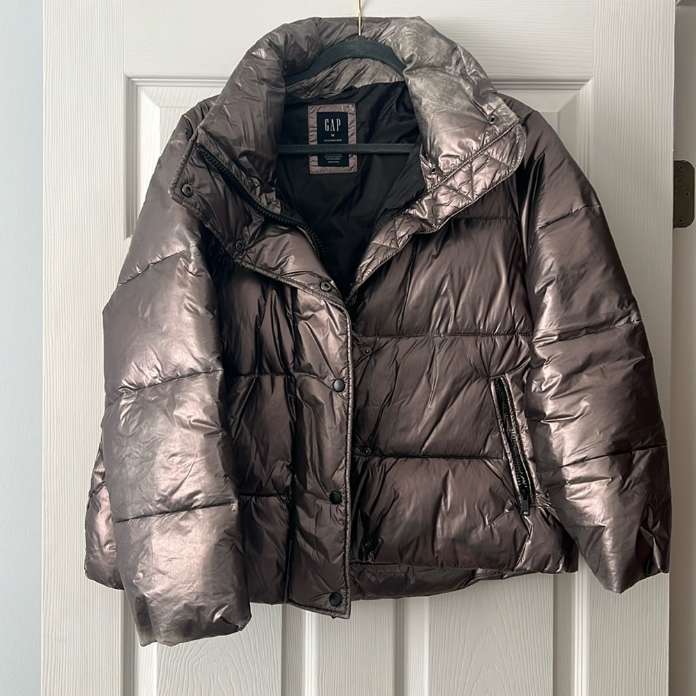 Gap gold metallic puffer jacket size M